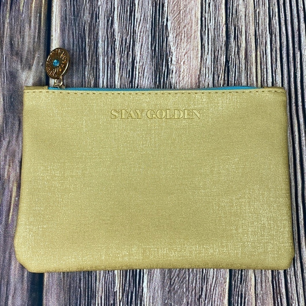 IPSY Glam Bag ‘Stay Golden’ Gold Colored Bag w/ Blue Interior- 7x5”